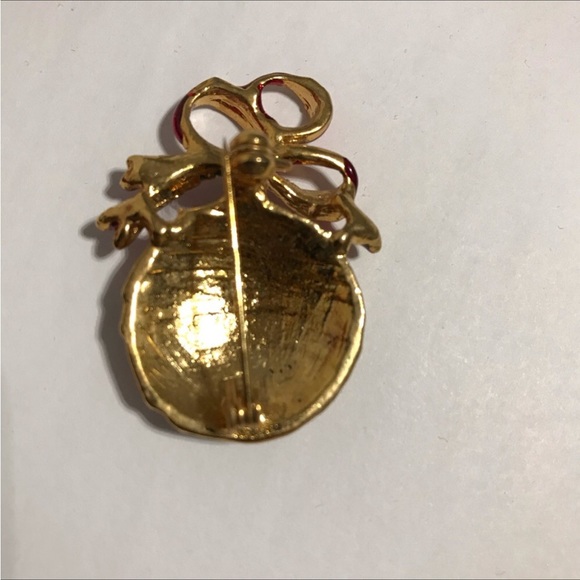 Vintage Christmas Enamel & Metal Brooch Bundle - Picture 2 of 9